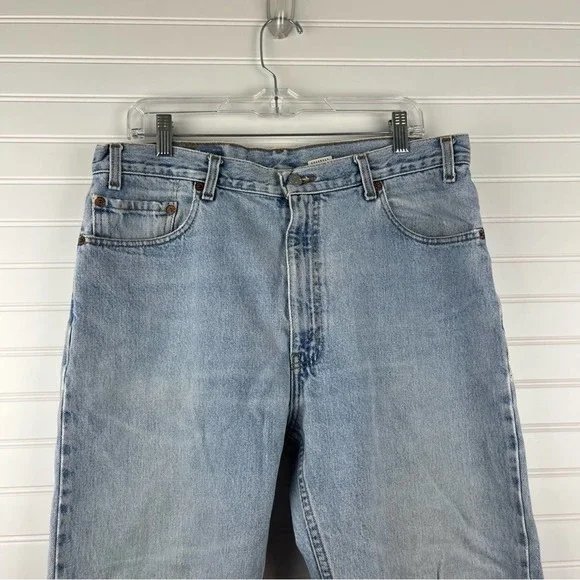 Vintage Levi’s Light Wash 505 Regular Fit Straight Leg Denim Jeans W36 L32 - Picture 5 of 10